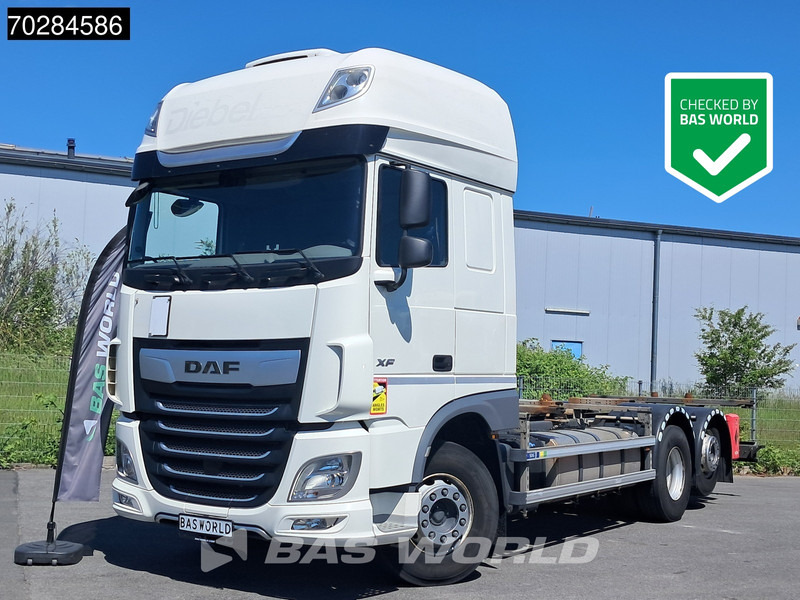 DAF XF 450 6X2 BDF SSC Retarder 2x Tanks Liftachse Standklima LED ACC Euro 6 - Грузовик-контейнеровоз/ Сменный кузов: фото 1 DAF XF 450 6X2 BDF SSC Retarder 2x Tanks Liftachse Standklima LED ACC Euro 6 - Грузовик-контейнеровоз/ Сменный кузов: фото 1