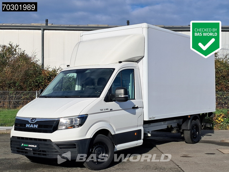 Volkswagen Crafter 140pk Ladebordwand Automatik 140PS Koffer Kamera Tempomat Klima Euro6 A/C Cruise control - Фургон с закрытым кузовом: фото 1 Volkswagen Crafter 140pk Ladebordwand Automatik 140PS Koffer Kamera Tempomat Klima Euro6 A/C Cruise control - Фургон с закрытым кузовом: фото 1
