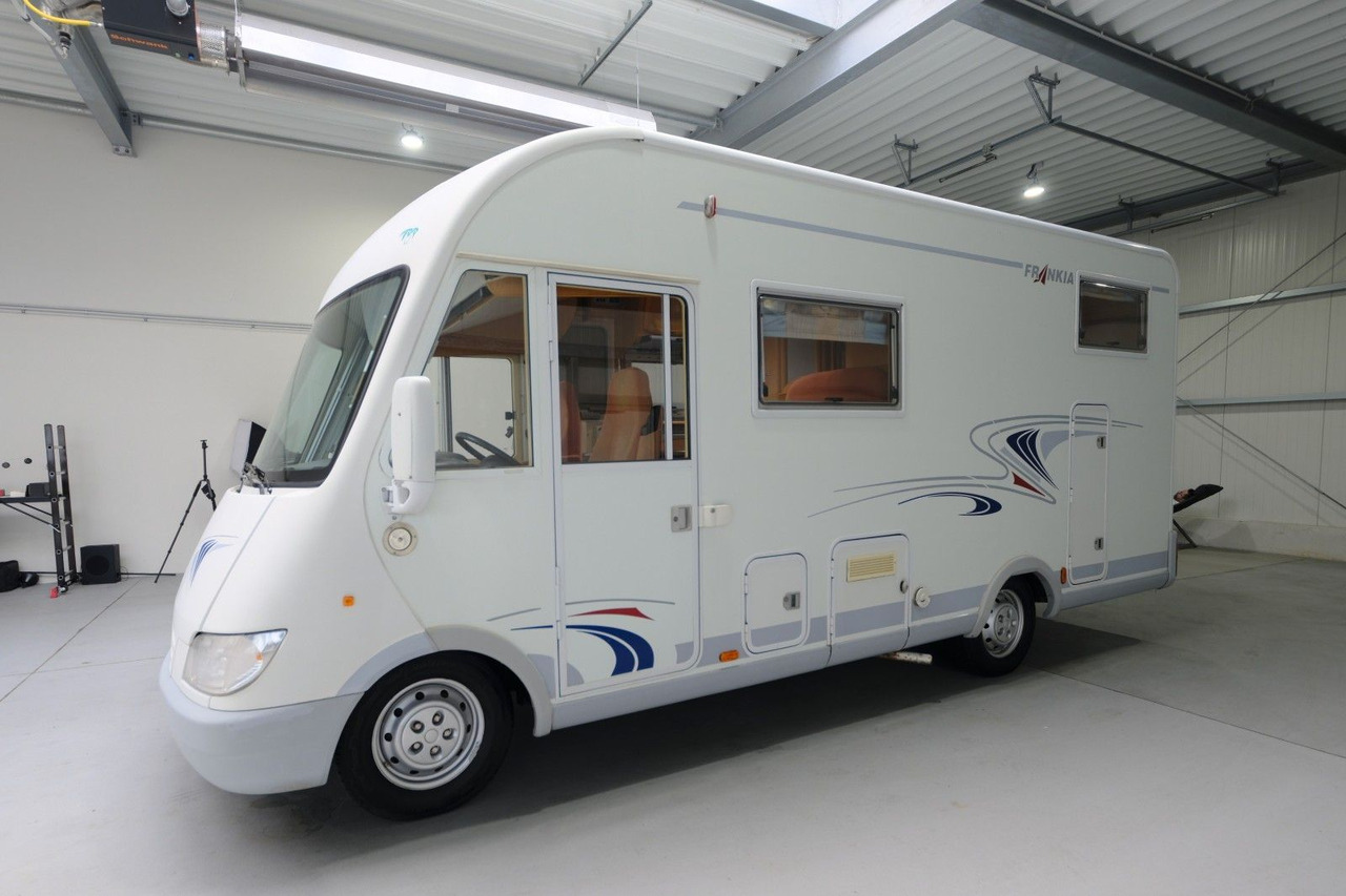 Frankia I 650 BD/Festbett+Hubbett/Garage/Solar/Markise - Интегрированный автодом: фото 2 Frankia I 650 BD/Festbett+Hubbett/Garage/Solar/Markise - Интегрированный автодом: фото 2