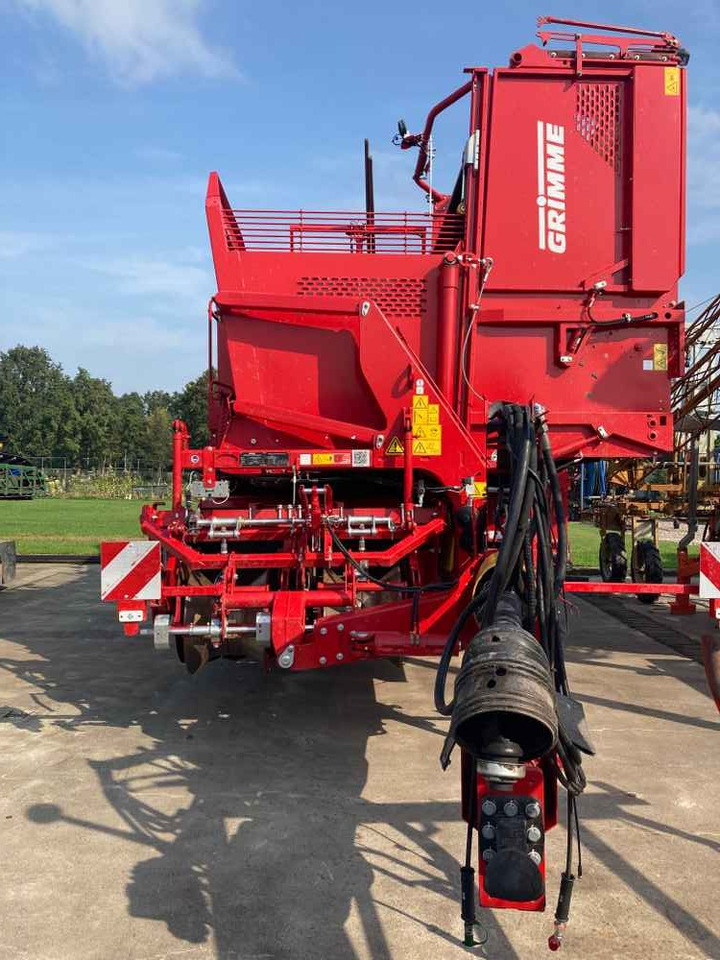 Grimme SE 150-60 UB - Комбайн: фото 1 Grimme SE 150-60 UB - Комбайн: фото 1
