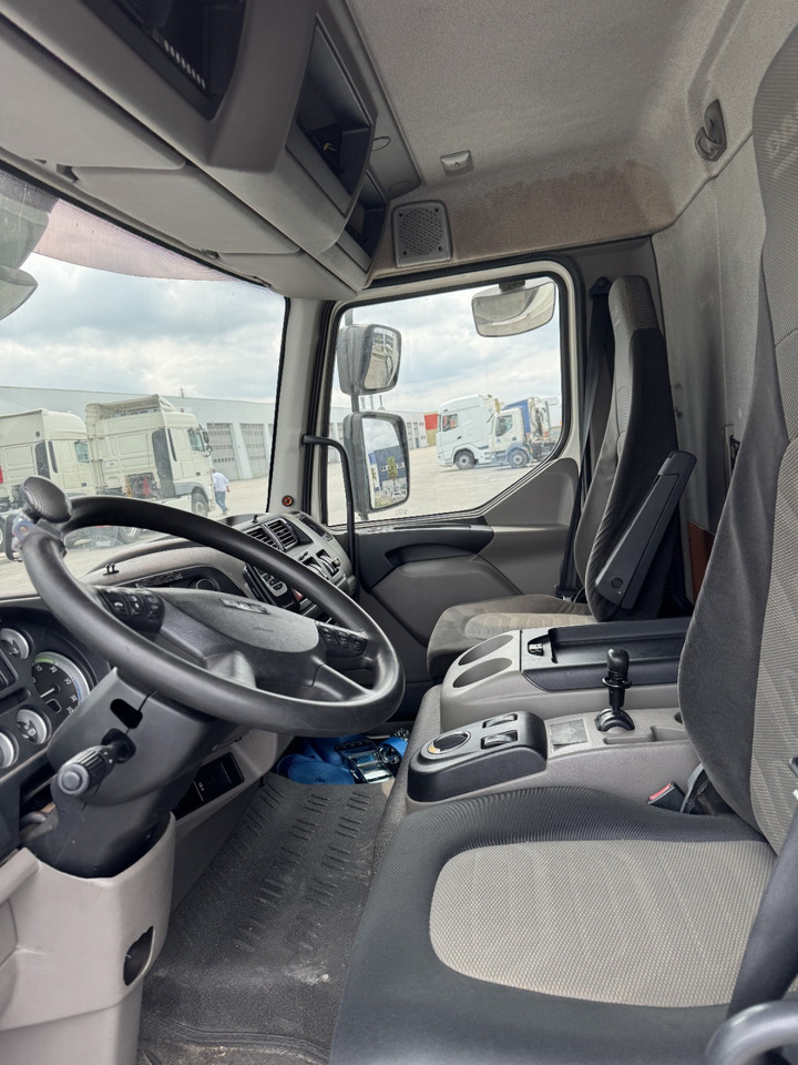 DAF LF 160 45IV - Грузовик с закрытым кузовом: фото 4 DAF LF 160 45IV - Грузовик с закрытым кузовом: фото 4