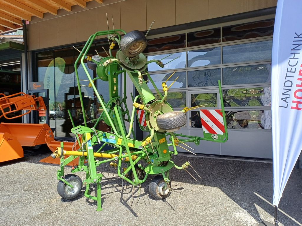 Krone KW 6.02/6 (22003) - Сеноворошилка: фото 2 Krone KW 6.02/6 (22003) - Сеноворошилка: фото 2