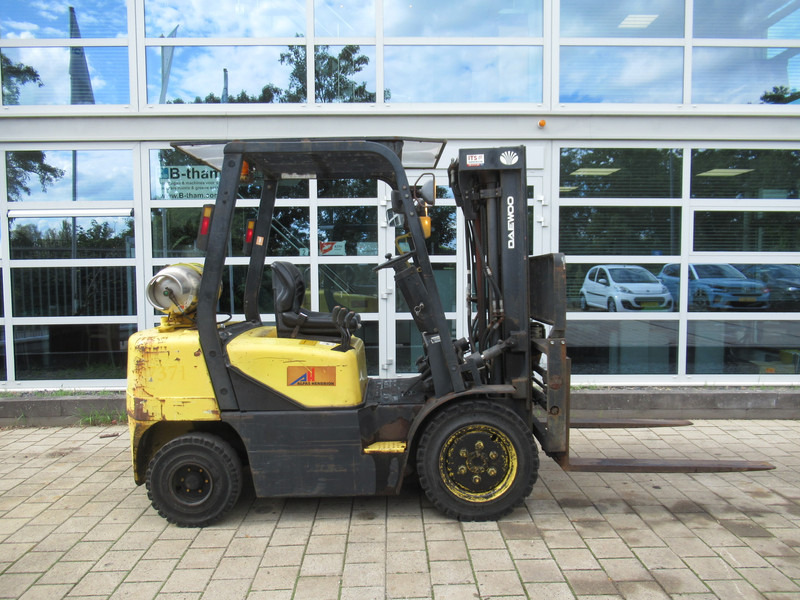 Daewoo G30P-3 Heftruck LPG - Газовый погрузчик: фото 4 Daewoo G30P-3 Heftruck LPG - Газовый погрузчик: фото 4