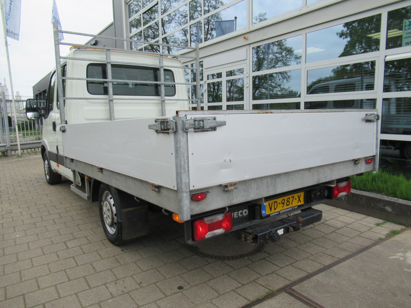 Iveco Daily 29L13 2.3HPi 93KW 345 DOKA Dubbelcabine - Малотоннажный бортовой грузовик, Грузопассажирский фургон: фото 4 Iveco Daily 29L13 2.3HPi 93KW 345 DOKA Dubbelcabine - Малотоннажный бортовой грузовик, Грузопассажирский фургон: фото 4