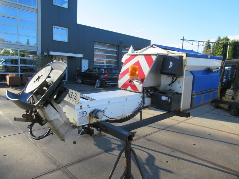 NIDO STRATOS B08-24 PALN Rotopower 0,8m3 + 350L Salzstreuer Saltspreader Zoutstrooier - Разбрасыватель песка/ Соли: фото 4 NIDO STRATOS B08-24 PALN Rotopower 0,8m3 + 350L Salzstreuer Saltspreader Zoutstrooier - Разбрасыватель песка/ Соли: фото 4