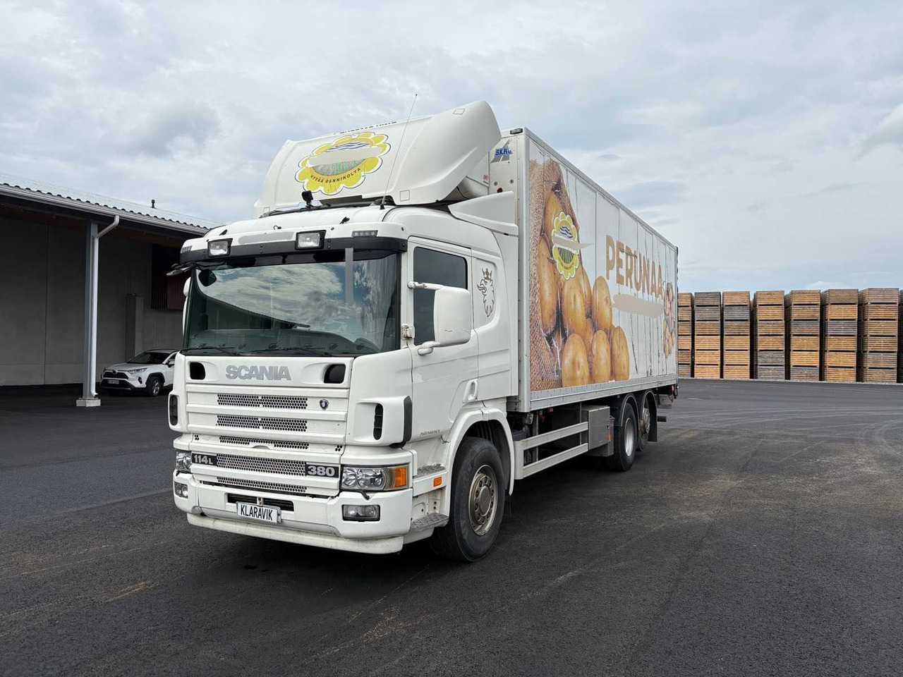SCANIA 114L truck - Грузовик с закрытым кузовом: фото 1 SCANIA 114L truck - Грузовик с закрытым кузовом: фото 1