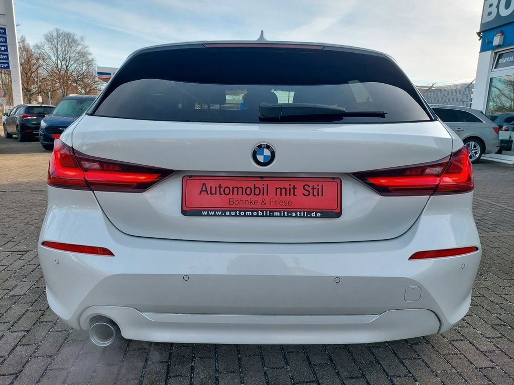 BMW 116 Baureihe 1 Lim. 116 i Aut.Advantage Navi LED - Легковой автомобиль: фото 5 BMW 116 Baureihe 1 Lim. 116 i Aut.Advantage Navi LED - Легковой автомобиль: фото 5