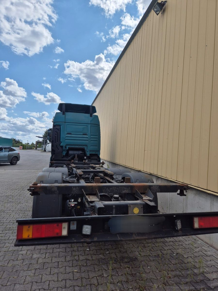 MAN TGX 26.460 Krone Wechsel - Brücke Lift / Luft - Грузовик-шасси: фото 3 MAN TGX 26.460 Krone Wechsel - Brücke Lift / Luft - Грузовик-шасси: фото 3