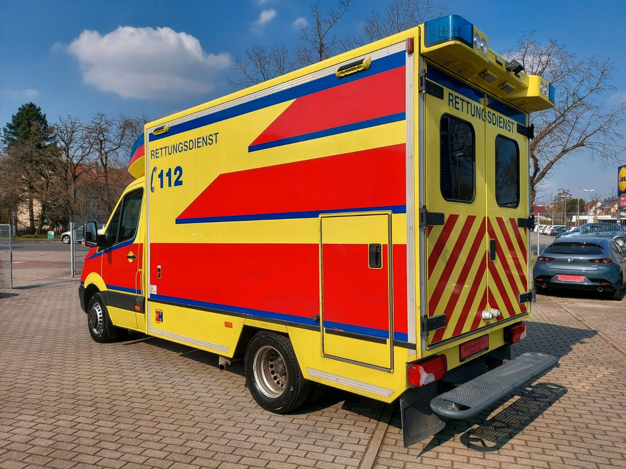 Mercedes-Benz Sprinter II Pritsche 516 Autom. RTW Ambulance - Машина скорой помощи: фото 4 Mercedes-Benz Sprinter II Pritsche 516 Autom. RTW Ambulance - Машина скорой помощи: фото 4