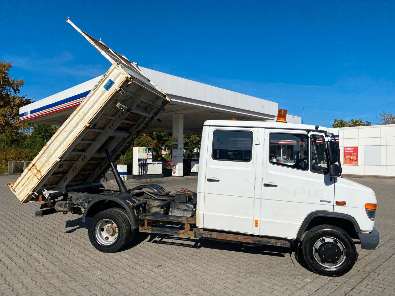 Mercedes-Benz VARIO 816D Doka 3 Seiten Kipper Meiller - Малотоннажный самосвал, Грузопассажирский фургон: фото 1 Mercedes-Benz VARIO 816D Doka 3 Seiten Kipper Meiller - Малотоннажный самосвал, Грузопассажирский фургон: фото 1