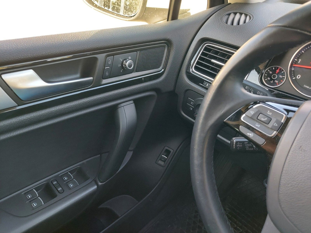 Внедорожник Volkswagen Touareg V6 TDI Xenon Leder DAB Luft Standheiz: фото 17