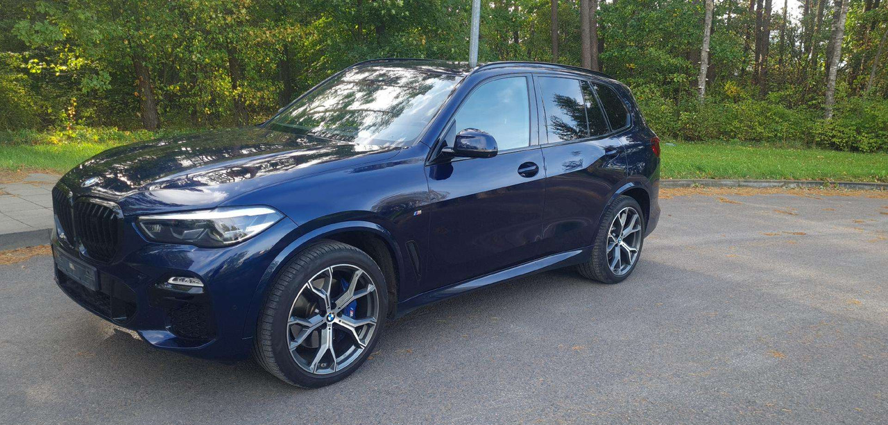 BMW X5 - Легковой автомобиль: фото 1 BMW X5 - Легковой автомобиль: фото 1