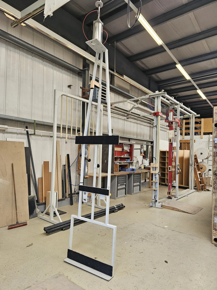 1 Stk. Türentransport Vorrichtung + Kran - Погрузочно-разгрузочная техника: фото 1 1 Stk. Türentransport Vorrichtung + Kran - Погрузочно-разгрузочная техника: фото 1