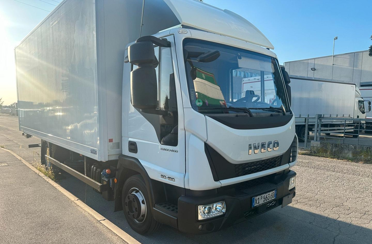 Iveco 80E19 P euro 6 furgone sponda - Грузовик с закрытым кузовом: фото 1 Iveco 80E19 P euro 6 furgone sponda - Грузовик с закрытым кузовом: фото 1