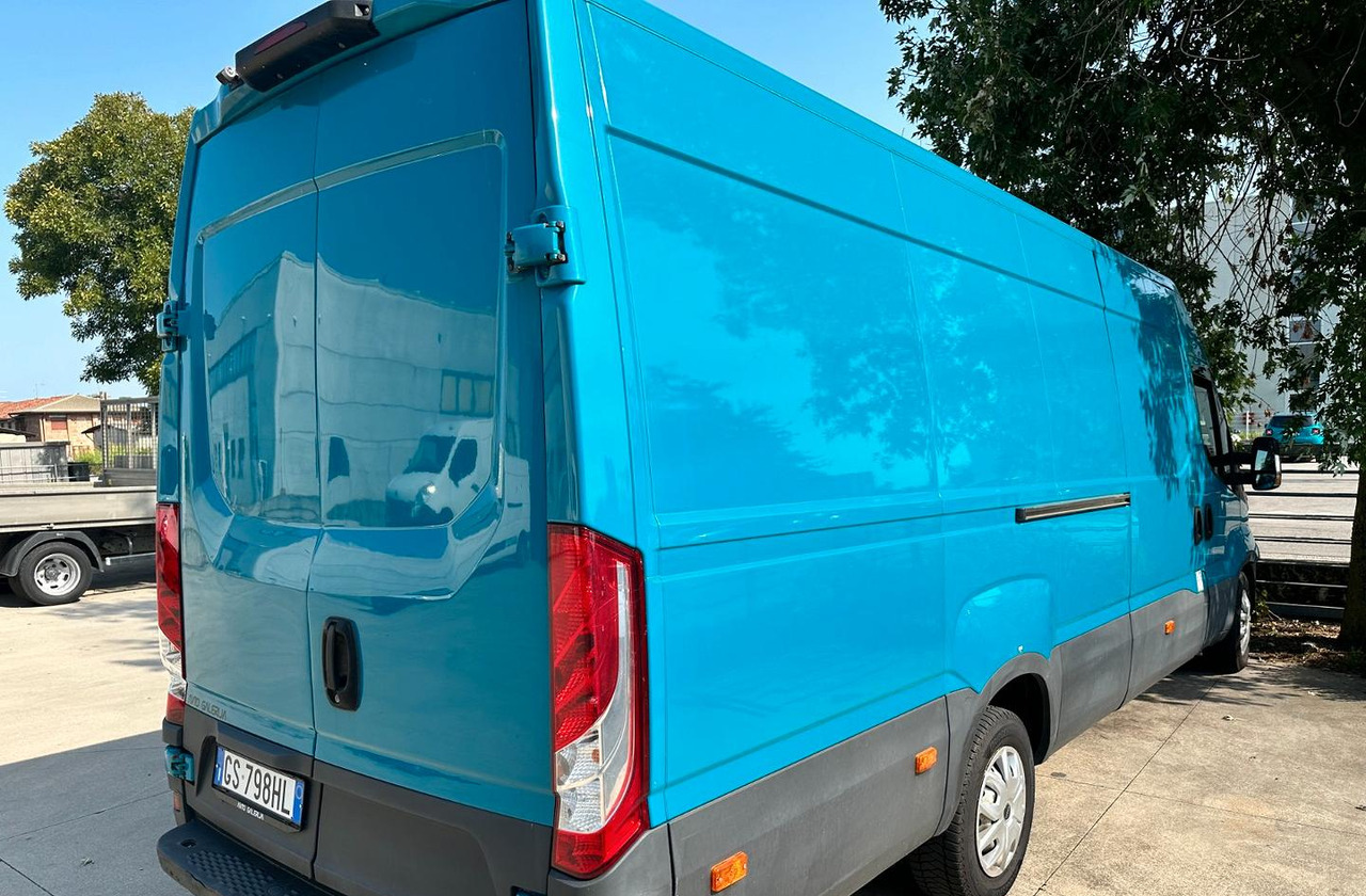 Iveco daily 35s14 passo lungo - Цельнометаллический фургон: фото 2 Iveco daily 35s14 passo lungo - Цельнометаллический фургон: фото 2