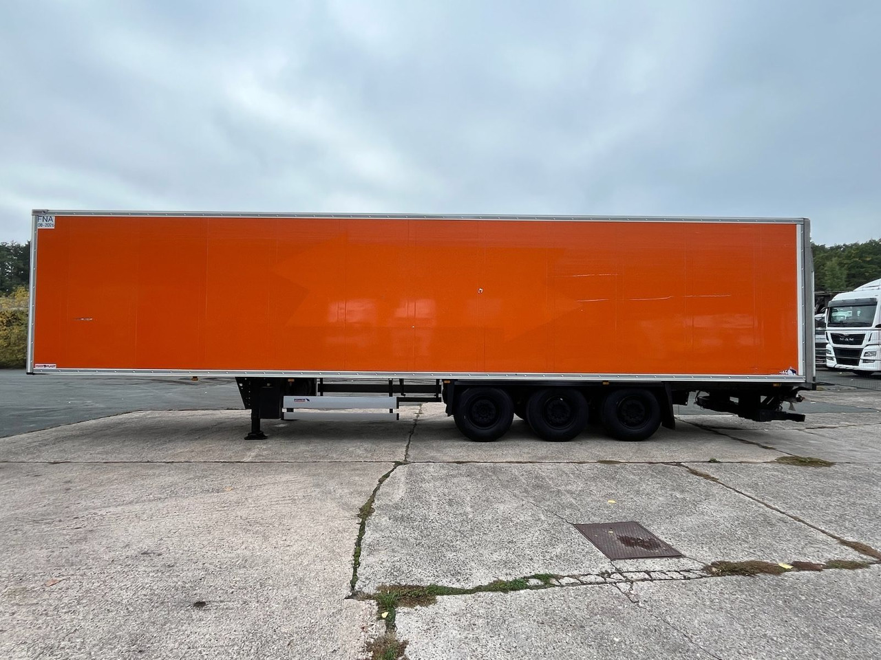 Schmitz Cargobull SCB*S3B/CARRIER/Vector1550/LBW/BÄR/2347h/13,4m - Полуприцеп-фургон: фото 3 Schmitz Cargobull SCB*S3B/CARRIER/Vector1550/LBW/BÄR/2347h/13,4m - Полуприцеп-фургон: фото 3