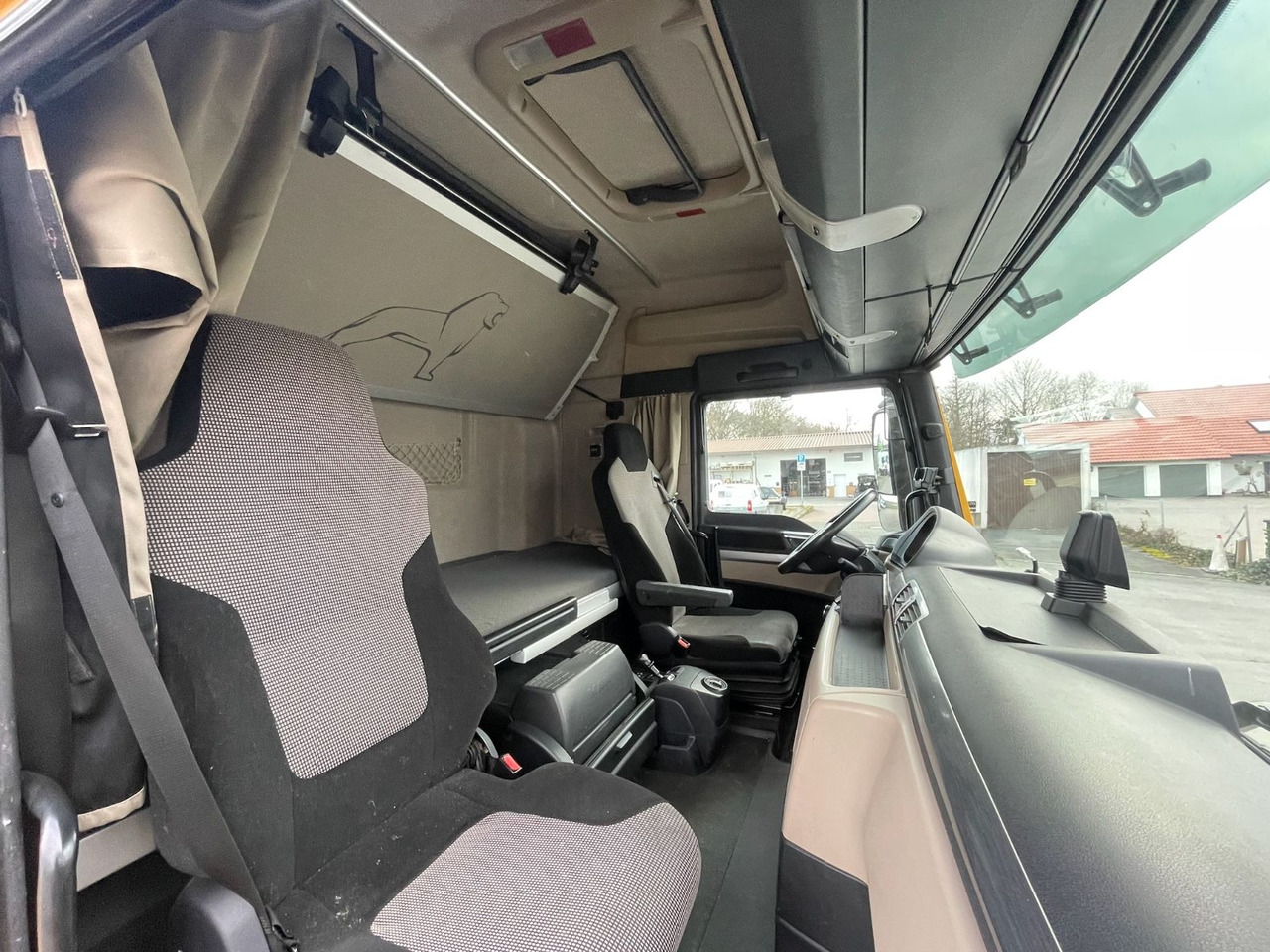 MAN TGX 18.500 4x2 BLS/Retarder/StandAC/48t/ACC/EU6c в лизинг MAN TGX 18.500 4x2 BLS/Retarder/StandAC/48t/ACC/EU6c: фото 15