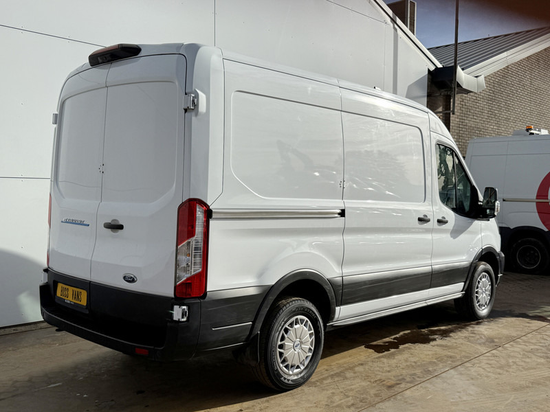 Ford E-Transit 390 75kWh 184PK 390 Elektrisch 75kWh 334km WLTP BEV Snelladen L2H2 Climate Control Tacho Carplay Camera Stoelverwarming Parkeersensoren voor achter Laadkabel - Цельнометаллический фургон, Электрический фургон: фото 3 Ford E-Transit 390 75kWh 184PK 390 Elektrisch 75kWh 334km WLTP BEV Snelladen L2H2 Climate Control Tacho Carplay Camera Stoelverwarming Parkeersensoren voor achter Laadkabel - Цельнометаллический фургон, Электрический фургон: фото 3