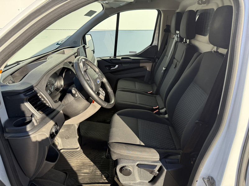 Ford Transit Custom 340 1.0 PHEV 120PK PHEV Benzine Automaat L1H1 LED Airco Cruise Control Navigatie Parkeersensoren voor achter - Легковой фургон: фото 5 Ford Transit Custom 340 1.0 PHEV 120PK PHEV Benzine Automaat L1H1 LED Airco Cruise Control Navigatie Parkeersensoren voor achter - Легковой фургон: фото 5