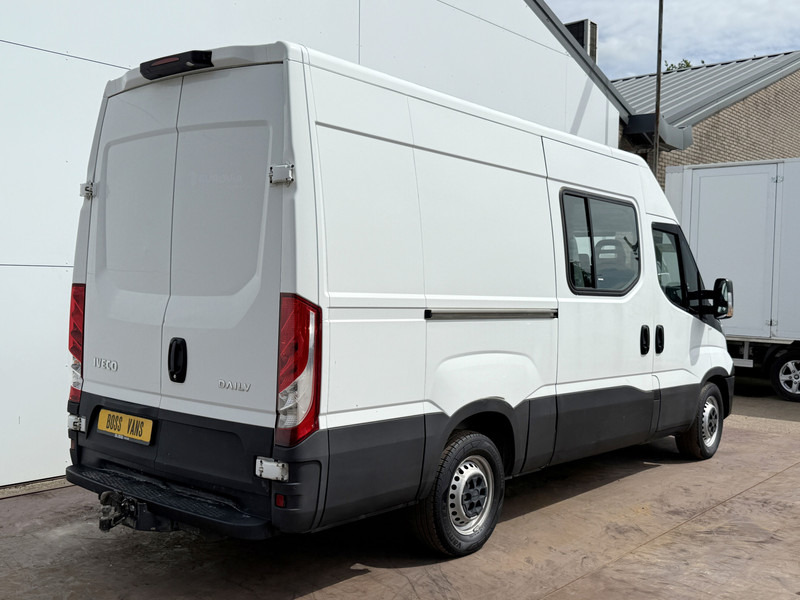 Iveco Daily 35S14 2.3 L2H2 Dubbele Cabine 7 Stoelen Mixto DoKa Airco Cruise Control Trekhaak 3.5t Lucht geveerde stoel - Цельнометаллический фургон, Грузопассажирский фургон: фото 3 Iveco Daily 35S14 2.3 L2H2 Dubbele Cabine 7 Stoelen Mixto DoKa Airco Cruise Control Trekhaak 3.5t Lucht geveerde stoel - Цельнометаллический фургон, Грузопассажирский фургон: фото 3