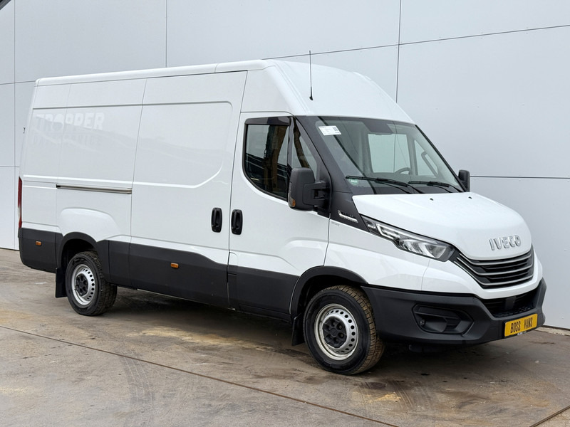 Iveco Daily 35S16 2.3 Laadklep Automaat LED Climate Control Cruise Control Camera Navigatie - Цельнометаллический фургон: фото 4 Iveco Daily 35S16 2.3 Laadklep Automaat LED Climate Control Cruise Control Camera Navigatie - Цельнометаллический фургон: фото 4