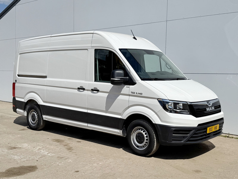 MAN TGE 3.140 L3H3 Automaat Airco Cruise Control Apple Carplay Camera Parkeersensoren voor achter - Цельнометаллический фургон: фото 4 MAN TGE 3.140 L3H3 Automaat Airco Cruise Control Apple Carplay Camera Parkeersensoren voor achter - Цельнометаллический фургон: фото 4