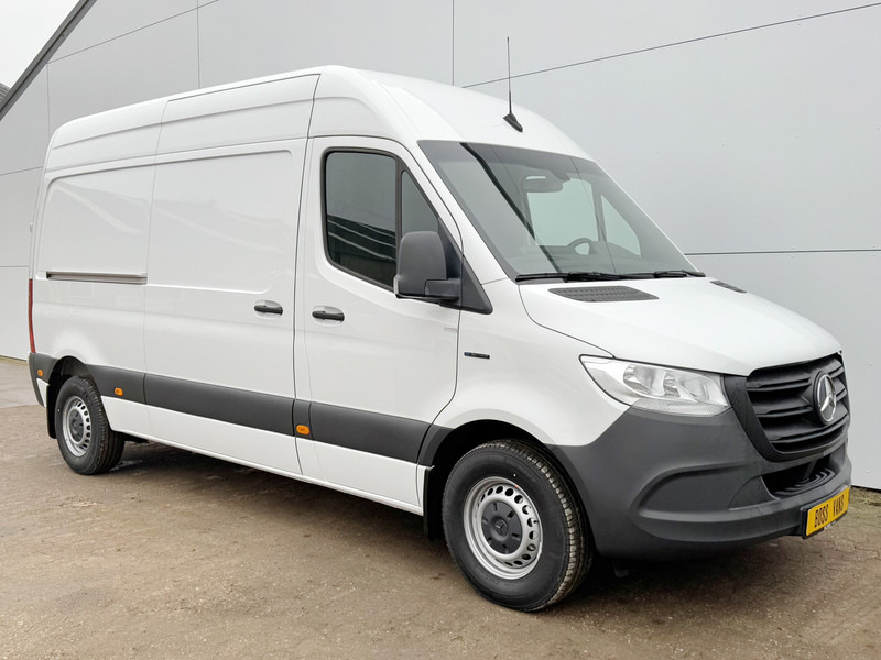 Mercedes-Benz eSprinter 312 L2H2 55kWh AIRCO 168km Actieradius Binnen 30 Minuten VOL Snellader - Цельнометаллический фургон, Электрический фургон: фото 4 Mercedes-Benz eSprinter 312 L2H2 55kWh AIRCO 168km Actieradius Binnen 30 Minuten VOL Snellader - Цельнометаллический фургон, Электрический фургон: фото 4