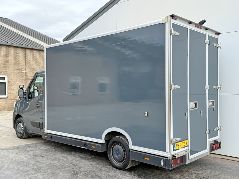 Renault Master Plancher T35 2.3 dCi 150pk Automaat APK 06-2026 Luchtvering LED Airco Cruise Control Camera Foodtruck Meubelbak Paardenwagen - Фургон с закрытым кузовом: фото 2 Renault Master Plancher T35 2.3 dCi 150pk Automaat APK 06-2026 Luchtvering LED Airco Cruise Control Camera Foodtruck Meubelbak Paardenwagen - Фургон с закрытым кузовом: фото 2