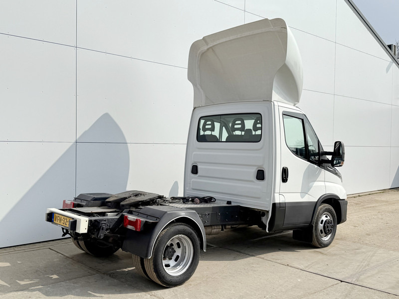 Iveco Daily 40C16 Automaat BE-Trekker BE Trekker BE Combi B-E Dubbellucht Airco Cruise - Тягач: фото 3 Iveco Daily 40C16 Automaat BE-Trekker BE Trekker BE Combi B-E Dubbellucht Airco Cruise - Тягач: фото 3