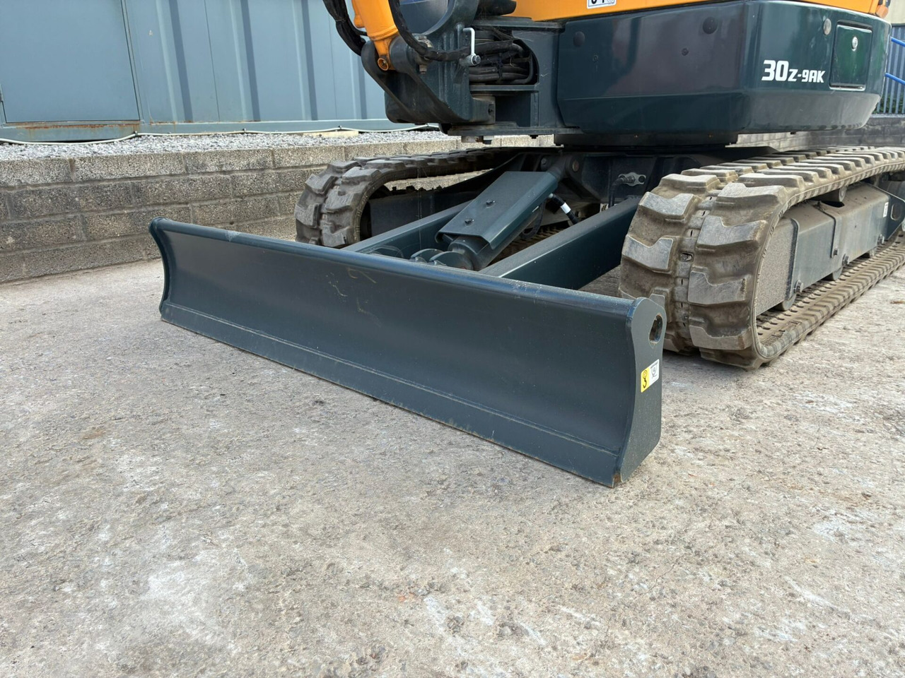 Мини-экскаватор Hyundai R30Z-9AK: фото 12 Мини-экскаватор Hyundai R30Z-9AK: фото 12