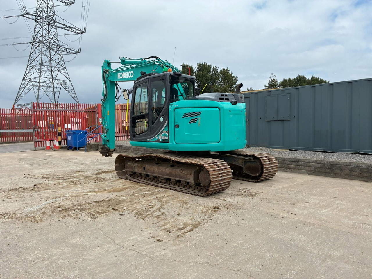 Kobelco SK140SRLC-5 - Гусеничный экскаватор: фото 3 Kobelco SK140SRLC-5 - Гусеничный экскаватор: фото 3