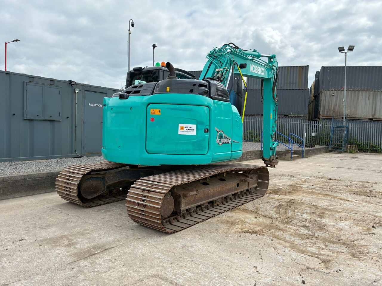 Kobelco SK140SRLC-5 - Гусеничный экскаватор: фото 5 Kobelco SK140SRLC-5 - Гусеничный экскаватор: фото 5