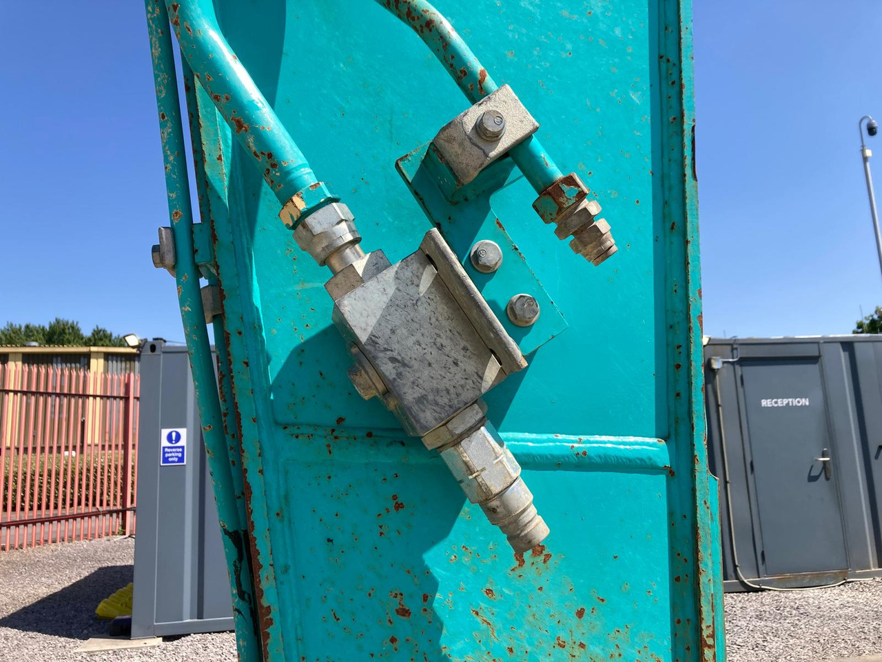 Гусеничный экскаватор Kobelco SK210LC-11: фото 10
