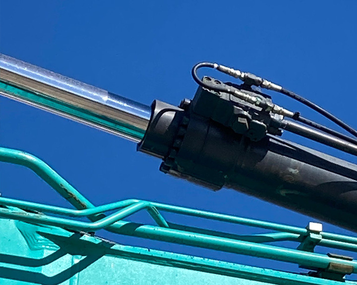 Гусеничный экскаватор Kobelco SK300LC-10E: фото 14 Гусеничный экскаватор Kobelco SK300LC-10E: фото 14