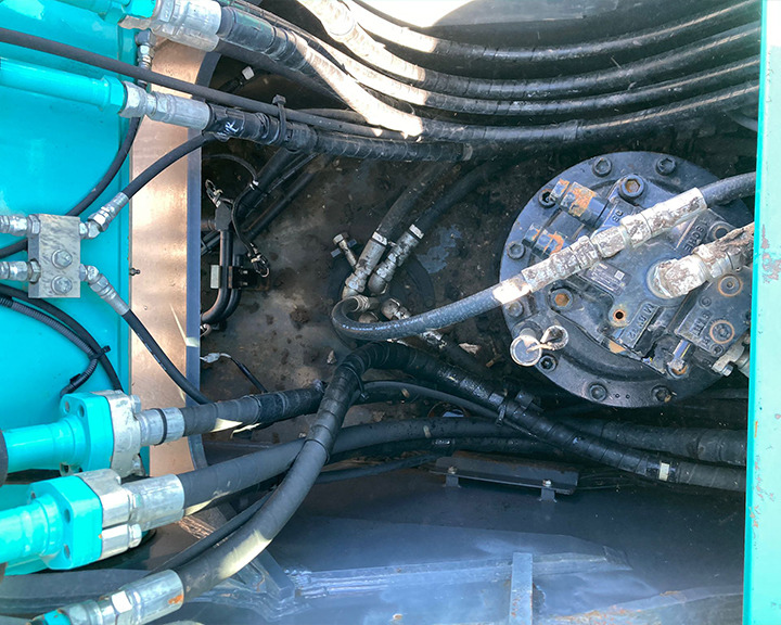 Гусеничный экскаватор Kobelco SK300LC-10E: фото 18 Гусеничный экскаватор Kobelco SK300LC-10E: фото 18