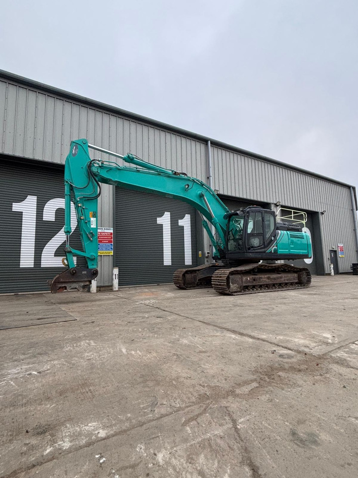 Kobelco SK300LC-10E - Гусеничный экскаватор: фото 1 Kobelco SK300LC-10E - Гусеничный экскаватор: фото 1