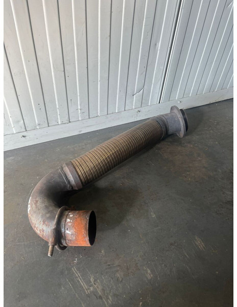 Liebherr A904 Li/A904C Li/R904/R904C - Выхлопная труба: фото 2 Liebherr A904 Li/A904C Li/R904/R904C - Выхлопная труба: фото 2