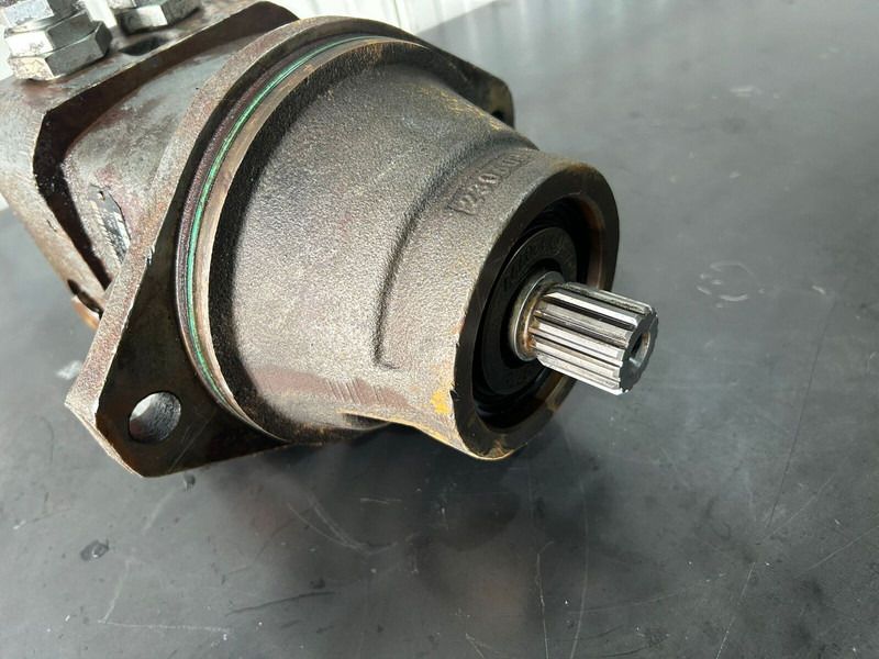 Liebherr R904 / A904C Li / A904 Li / A900C Li / A900C / R900C Li / R904C / R900C Li EDC - Гидравлический мотор: фото 3 Liebherr R904 / A904C Li / A904 Li / A900C Li / A900C / R900C Li / R904C / R900C Li EDC - Гидравлический мотор: фото 3