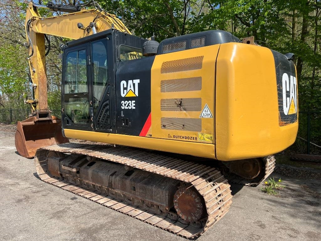 CAT 323 E - Гусеничный экскаватор: фото 3 CAT 323 E - Гусеничный экскаватор: фото 3