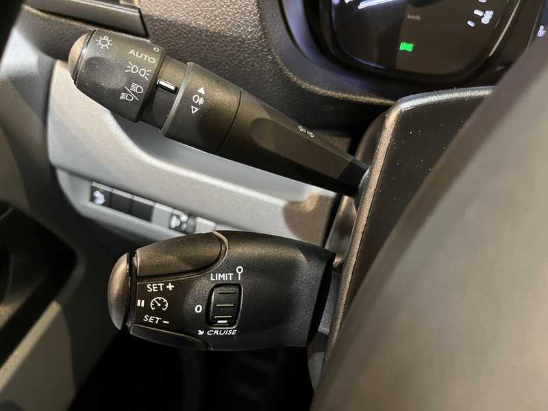 Легковой фургон Peugeot Expert 1.5 BlueHDI L2 Premium / Euro 6 / Airco / Cruise Control / Trekhaak / PDC / 76.000 KM !!: фото 9