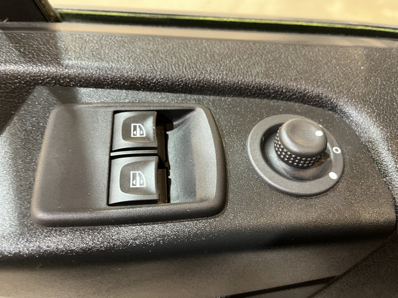 Легковой фургон Renault Trafic 2.0 dCi L1H1 170 PK Automaat Servicebus / Sortimo Inrichting / Euro 6 / Airco / Cruise Control / Camera / Trekhaak / 3-Zits  / BPM VRIJ !!: фото 14