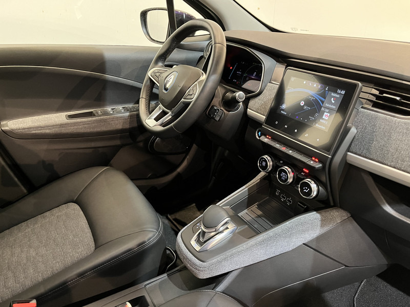 Renault ZOE R110 Experience 52 kWh (Huuraccu) / CarPlay / Camera / Airco / Cruise Control / LMV / Navigatie / 11.000 KM !! Prijs ex BTW € 11.500,- - Хэтчбек: фото 4 Renault ZOE R110 Experience 52 kWh (Huuraccu) / CarPlay / Camera / Airco / Cruise Control / LMV / Navigatie / 11.000 KM !! Prijs ex BTW € 11.500,- - Хэтчбек: фото 4