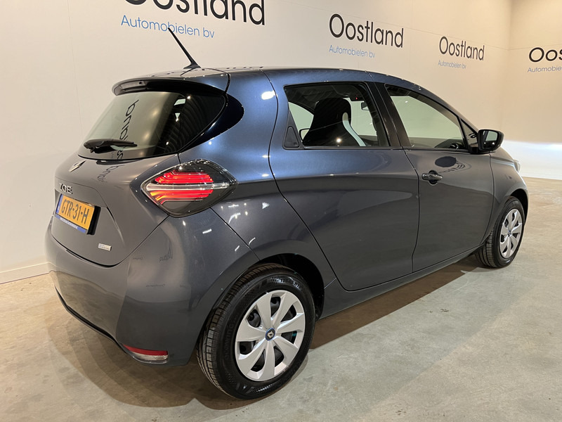 Хэтчбек Renault ZOE R110 Life 52 kWh (Incl. Accu) / CarPlay / Airco / Cruise Control / 34.000 KM !! Prijs ex BTW € 11.530,-: фото 19