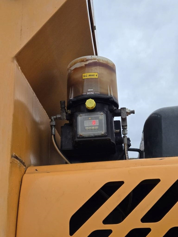 Колёсный экскаватор Hyundai R 180W-9A: фото 23 Колёсный экскаватор Hyundai R 180W-9A: фото 23