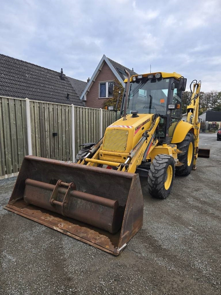 New Holland LB 95 B-4 PT  в лизинг New Holland LB 95 B-4 PT: фото 10