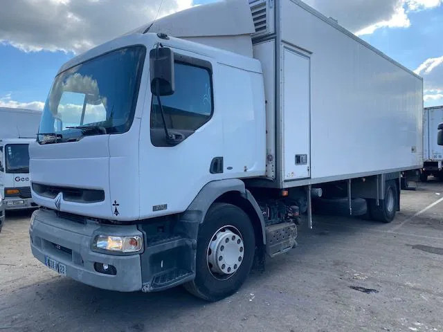 Renault 270 DCI - Рефрижератор: фото 1 Renault 270 DCI - Рефрижератор: фото 1