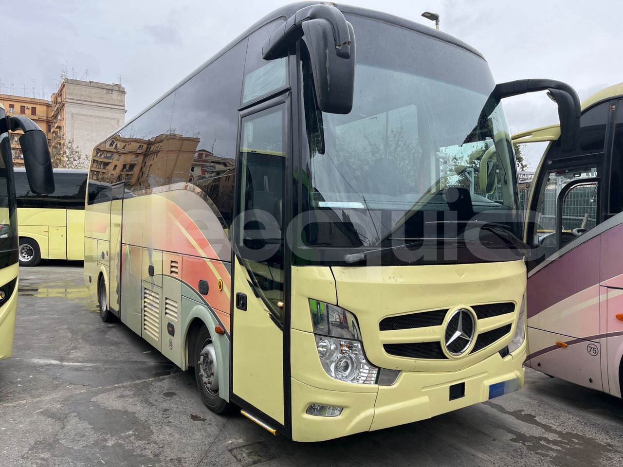 Mercedes-Benz Atego - Туристический автобус: фото 1 Mercedes-Benz Atego - Туристический автобус: фото 1