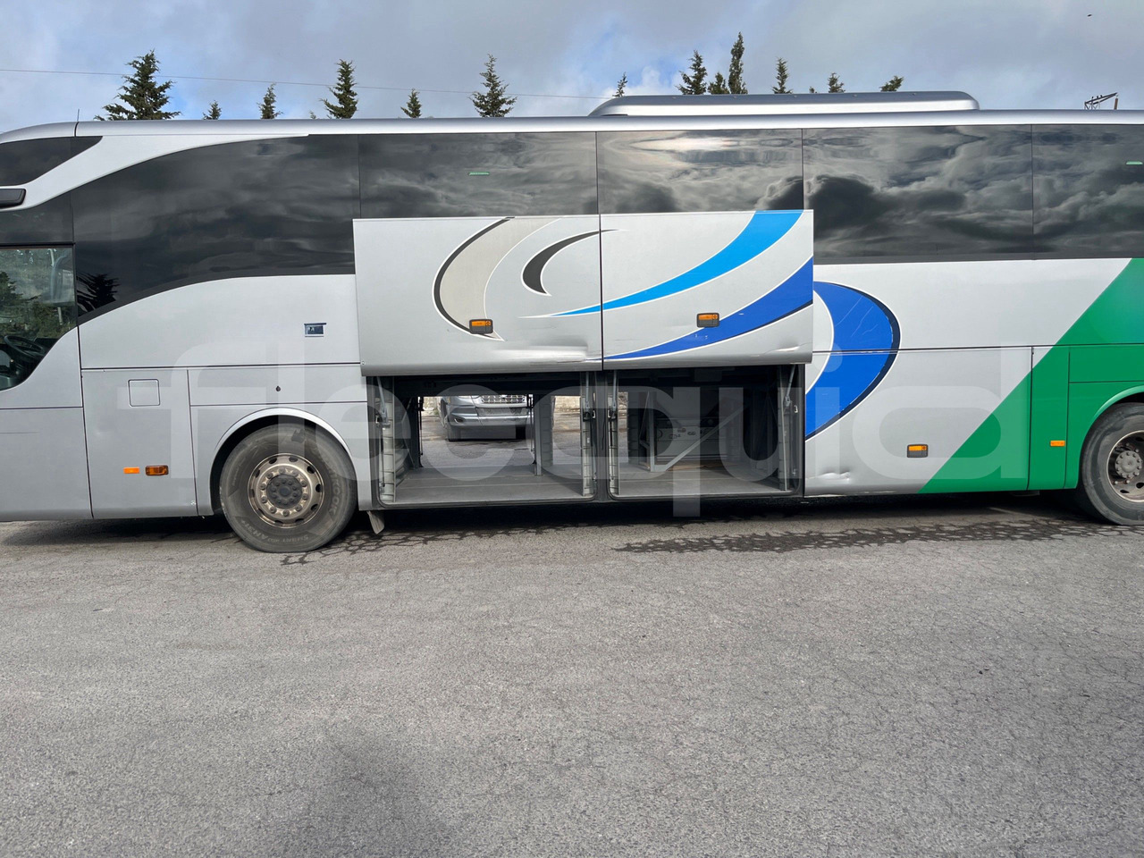 Туристический автобус Mercedes-Benz Tourismo: фото 7