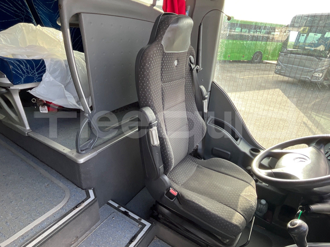 Туристический автобус Mercedes-Benz Tourismo: фото 19