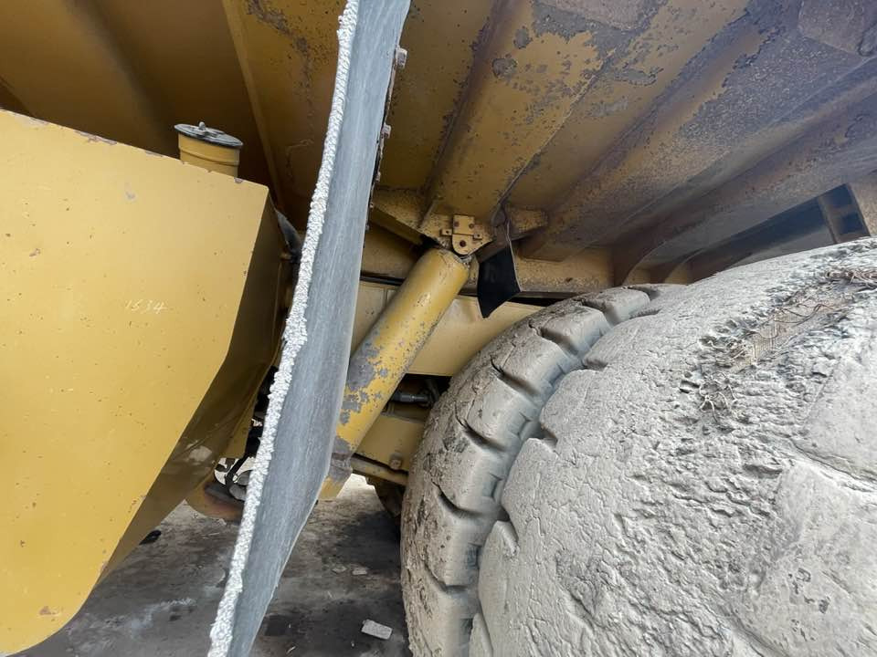 Caterpillar Cat 773f - Карьерный самосвал: фото 2 Caterpillar Cat 773f - Карьерный самосвал: фото 2